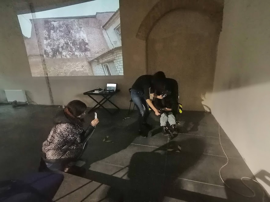 Мастакі і віртуальная рэальнасць. У Гродне паказалі выставу праекта "Галерэі, якіх няма"