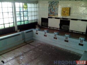 Басейн «Лазурный» у Гродне ў 2021 годзе не адкрыецца. Яго зноў прададуць? Бассейн "Лазурный" после закрытия в 2016 г.