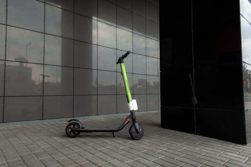 Начался сезон кикшеринга. Где можно арендовать электросамокат в Гродно