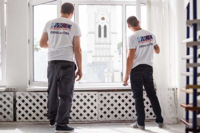 Пяцікамерны профіль і ўсталяванне на ўзроўні. Як зэканоміць на вокнах без шкоды для ўтульнасці