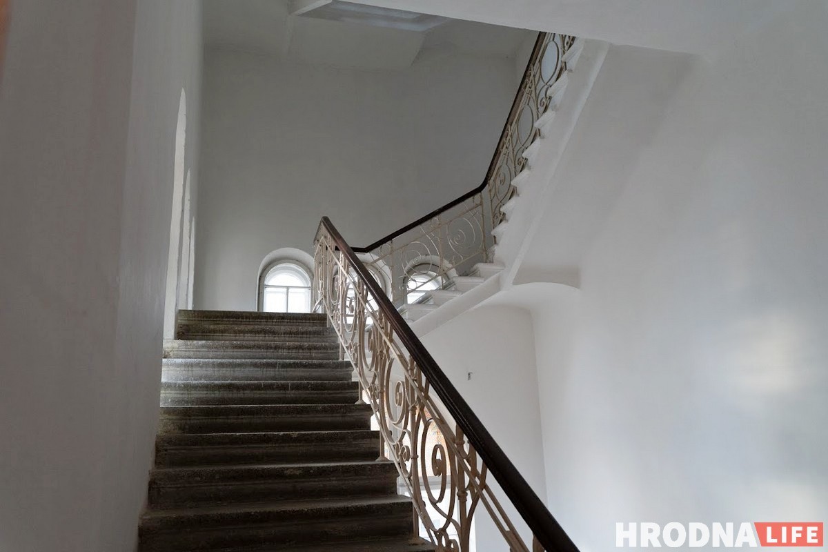 Таямніцы без замкоў. 7 гісторый, схаваных за дзвярыма гістарычных будынкаў Гродна