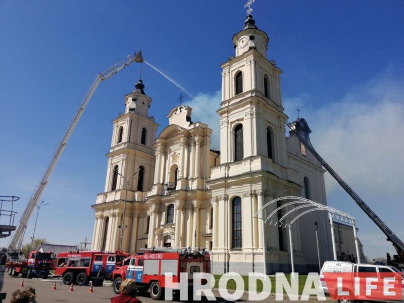 «Крыша сгорела под ноль» В главной святыне беларуских католиков произошел пожар (обновлено)