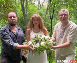 «Заклятая кветка купальная». Гродзенскія музыкі злучылі электроніку з этна у новым купальскім альбоме «Заклятая кветка купальная». Гродзенскія музыкі злучылі электроніку з этна у новым купальскім альбоме