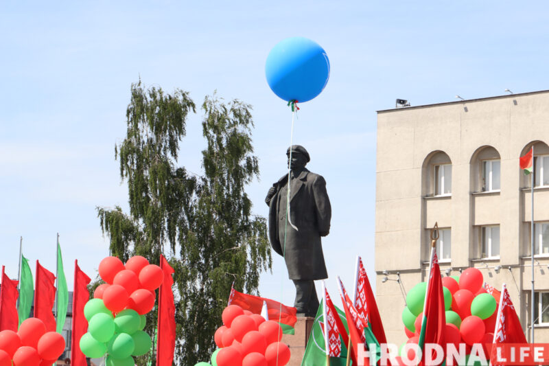 Прыслухаліся да эколагаў: Гродзенскі гарвыканкам не будзе запускаць паветраныя шары на сваіх мерапрыемствах