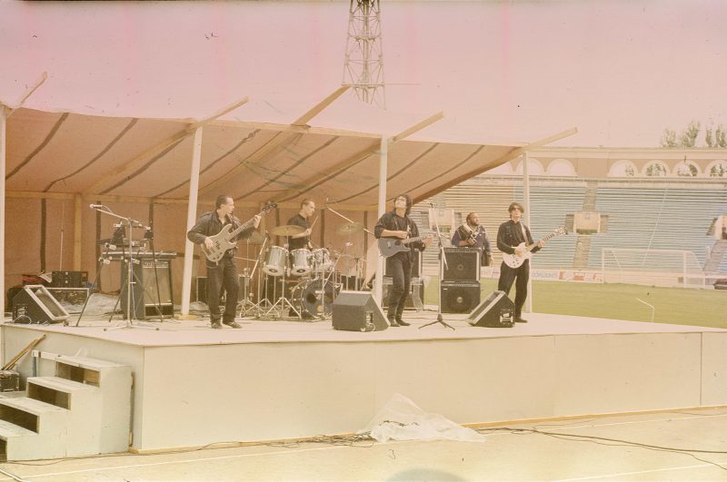 “Долго искали автора,не знали кто это”. Группа “КИНО” использовала снимки гродненца в специальном издании альбома “Группа крови”