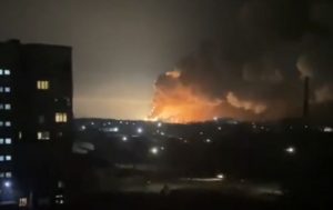 Першыя гадзіны расійска-украінскай вайны: абстрэл аэрадромаў, адмена рэйсаў з Мінска і абвал рубля Першыя гадзіны расійска-украінскай вайны: абстрэл аэрадромаў, адмена рэйсаў з Мінска і абвал рубля