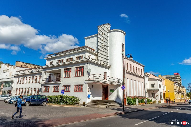 Рэканструяваць Дом афіцэраў у Гродне будзе кампанія з Брэста. Але да яе працы ёсць пытанні