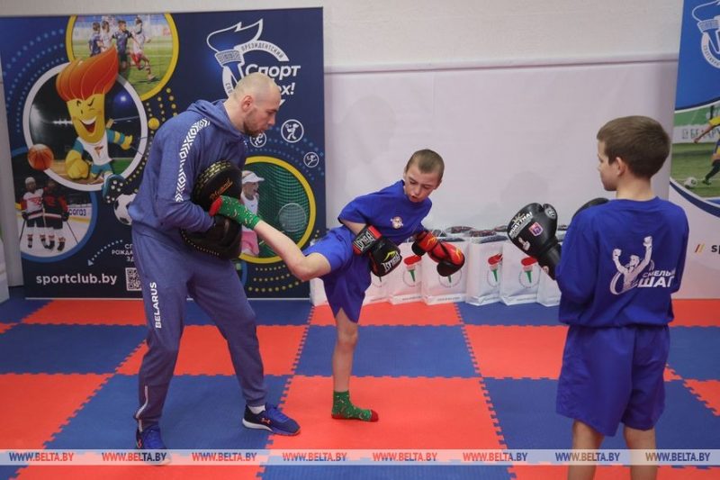 Лукашенко открыл в Гродно новый зал для кикбоксинга