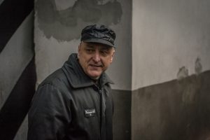 «Згвалціць у аўтазаку нельга». Міліцэйскі чыноўнік называў фэйкам сьведчаньні пра згвалтаваньне дубінкай «Згвалціць у аўтазаку нельга». Міліцэйскі чыноўнік называў фэйкам сьведчаньні пра згвалтаваньне дубінкай