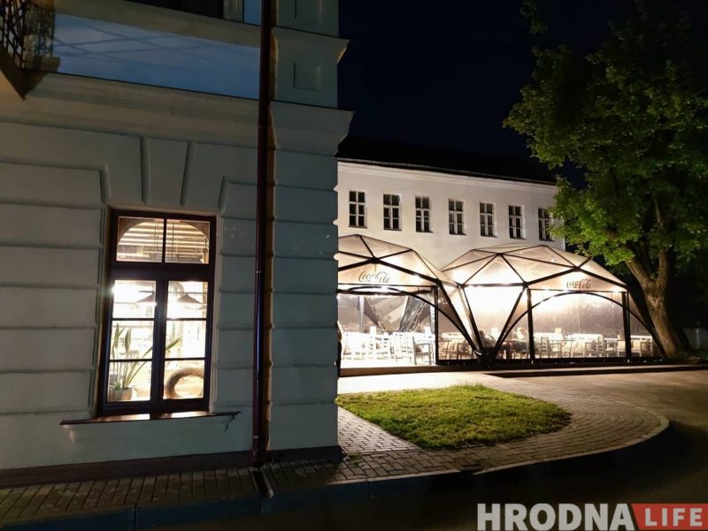 Выпить кофе с видом на Неман или найти таинственное место за Фарой Витовта. Топ-9 летних площадок Гродно