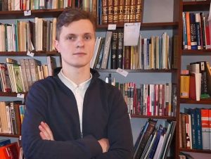 У цэнтры Гродна развесілі нямецкія сцягі: здымаюць фільм пра шпіёнаў і архівы Штазі