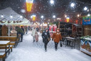 “Зімовы фэст” адкрылі ў Гродне. Hrodna.life паглядзеў, як выглядаюць перадсвяточныя кірмашы ў іншых еўрапейскіх гарадах зімовы фэст