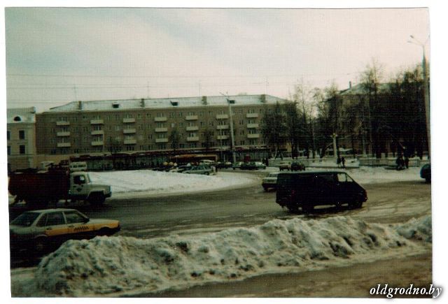 Савецкая плошча ў Гродне, 2003 год. Фота з архіву Валянціна Апякуна, oldgrodno.by