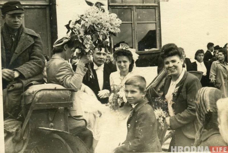 Вяселле ў час акупацыі: вясельныя фотаздымкі гродзенцаў часоў вайны паказаў Руслан Кулевіч