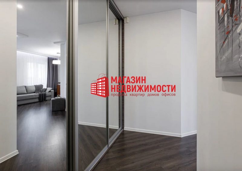 Шафа ў кватэры на Дзяржынскага