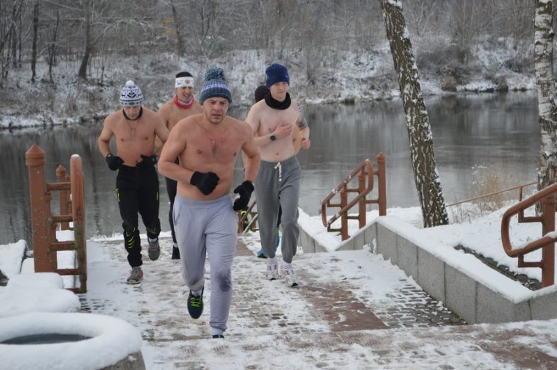 Гродненцы пробегут по набережной Немана раздетыми: в городе пройдет “Закалфест”