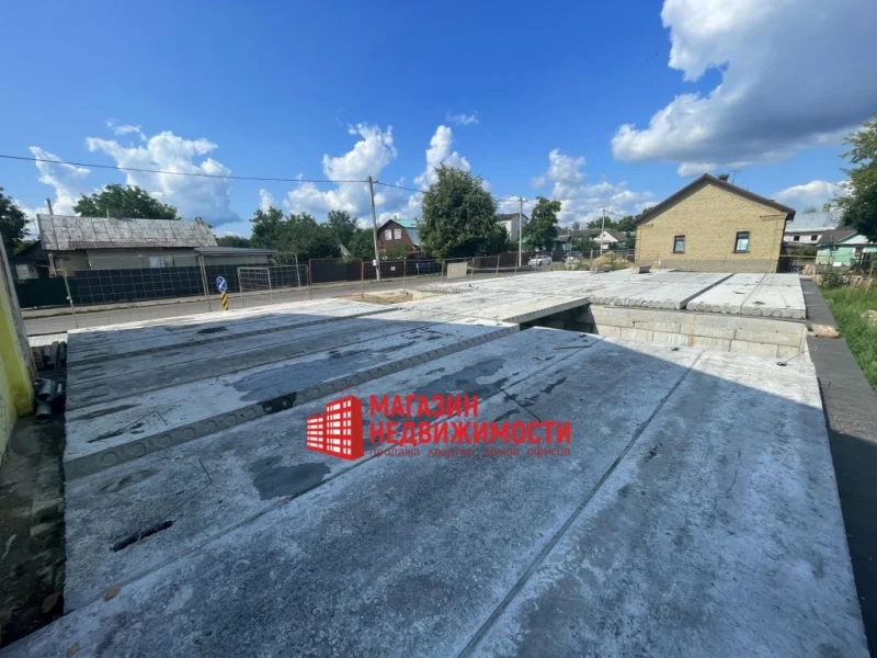 У Гродне прадаюць гасцініцу побач з цэнтрам. Але ёсць нюанс: пакуль гатовы толькі фундамент новая гасцініца ў Гродне на Савецкіх пагранічнікаў - яе так і не дабудавалі