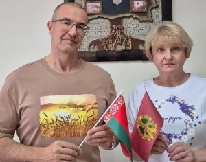 У Гродзенскай вобласці адзначаюць Дзень народнага адзінства. Што адбываецца, якія аб'екты адкрылі і што наогул азначае гэта дата? Удзельнікі акцыі "Адзінства адвакатуры" у Гродне. Фота: Саюз маладых адвакатаў Беларусі