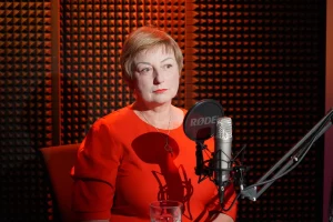 Канал гродзенскай журналісткі прызналі экстрэмісцкім. Яна пісала пра фемінізм і дранікі Ірына Новік. Фота Facebook гераіні