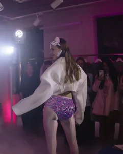 У Гродне прадаюць трусы з паеткамі за 140 рублёў Шорты з паеткамі з шоурума Krikate House. Фота: Instagram брэнда