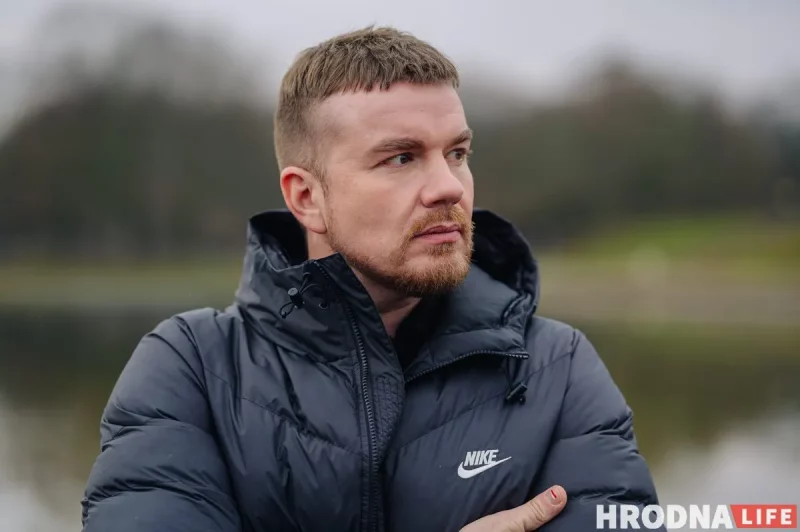 "Паходу я раблюся бамжом". У блогера Vadimati арыштавалі маёмасць у Беларусі Блогер Вадзім Ермашук (Vadimati). Фота: Сяргей Людкевіч