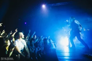 Першы ў Беларусі канцэрт шведскага гурта Amon Amarth. 2017 год. Крыніца: metalheads.by