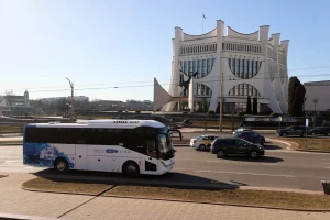 Для рэйсаў Гродна—Мінск закупілі кітайскіх аўтобусаў на $1,5 млн. Яны заменяць многія маршруткі Для рэйсаў Гродна—Мінск закупілі кітайскіх аўтобусаў на $1,5 млн. Яны заменяць многія маршруткі