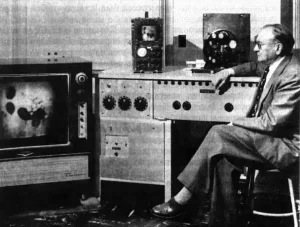 "Брудныя і абарваныя, мы панура ішлі па адной з гродзенскіх вуліц". Як вынаходнік тэлевізара звязаны з Гроднам? Уладзімір Зварыкін