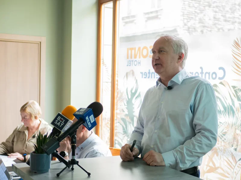 Юрыст праваабарончага цэнтра «Вясна» Павел Сапелка на канферэнцыі 25 чэрвеня.
Фота: Макс Моррыссан