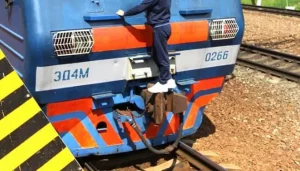 У Гродне хлопец пазнаёміўся з дзяўчынай, прывёў дадому, а сам… знік. Яго шукае міліцыя У Гродне хлопец пазнаёміўся з дзяўчынай, прывёў дадому, а сам… знік. Яго шукае міліцыя