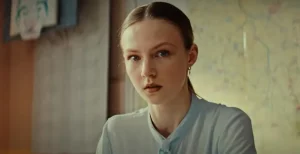 Тізер фільма "Классная". Скрыншот з канала кінастудыі Беларусьфільм