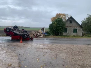 Гістарычную капліцу ў Гродзенскай вобласці знішчыла ДТЗ Уничтоженная часовня. Фото: shliah.by