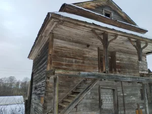 Пад Ашмянамі прадаюць драўляны лямус 1910 года пабудовы Лямус; Ошмяны