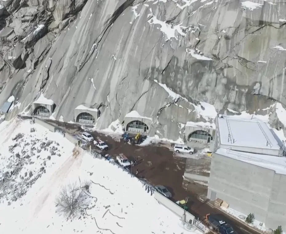 Хранилище Granite Mountain Records Vault, США. Там хранятся микрофильмы, а на них - метрические книги из Гродно, Гродненской губернии и других мест Беларуси