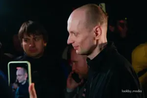 Сярод вызваленых палітвязняў як мінімум 31 жыхар Гродна і вобласці Released Political Prisoner Eduard Palchys in Vilnius / Вызвалены палітвязень Эдуард Пальчыс у Вільні / Освобожденный политзаключенный Эдуард Пальчис в Вильнюсе © LookByMedia