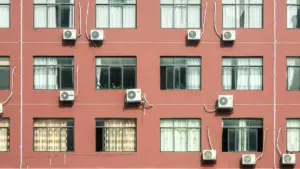 У Гродне з-за спёкі вырас попыт на кандыцыянеры. Устаноўкі давядзецца чакаць амаль два тыдні кондиционеры,окна