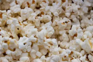 У Гродне арганізавалі Movie Club. Там глядзяць і абмяркоўваюць фільмы на англійскай папкорн кіно