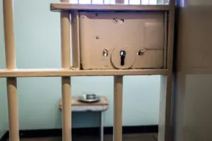 Вайскоўцы кампенсавалі шкоду пацярпеламу гродзенцу - а цяпер забіраюць грошы ў вінаватых